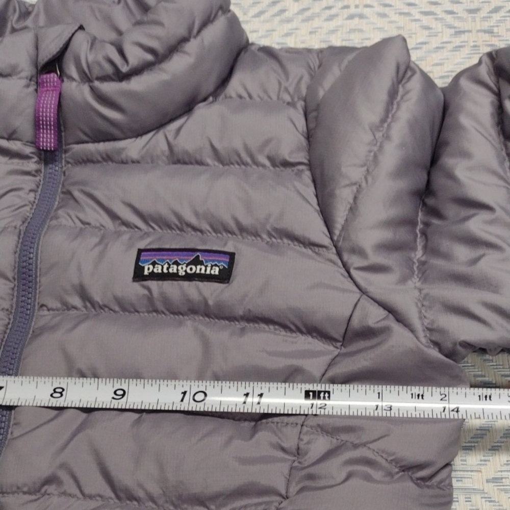 Patagonia Kids Girl Puffer Jacket - Light Gray with Purple Accents - Picture 6 of 15